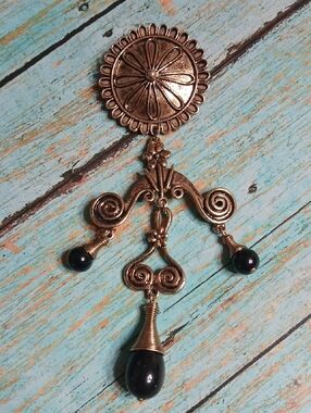 Vintage Gold/Black Statement      Brooch